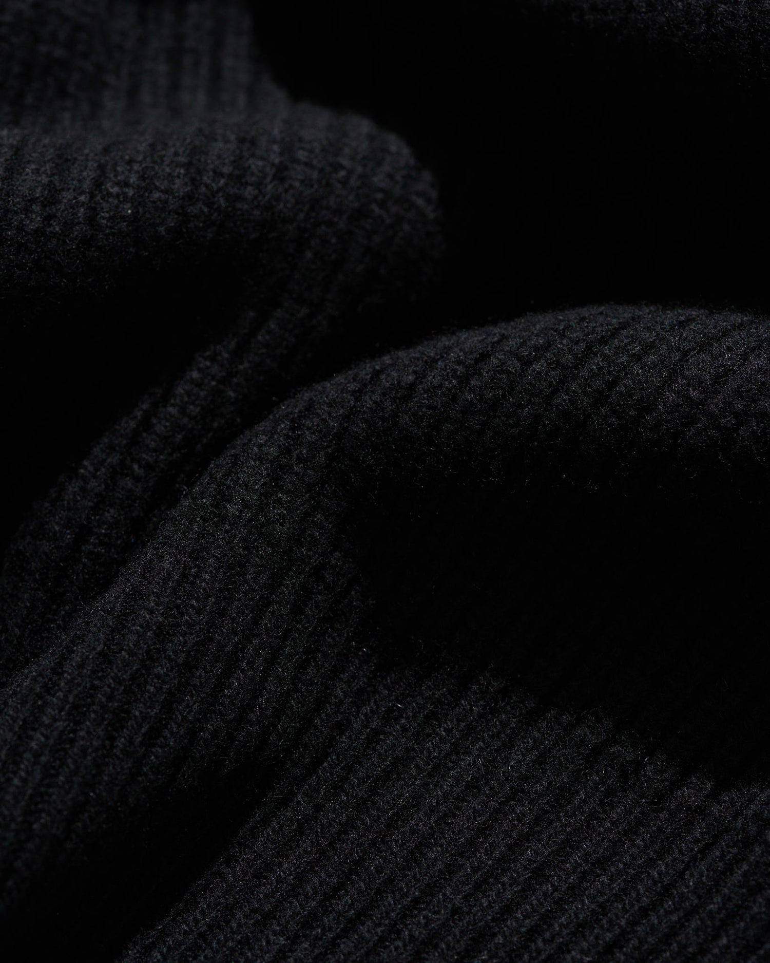 Funnel Neck in Black