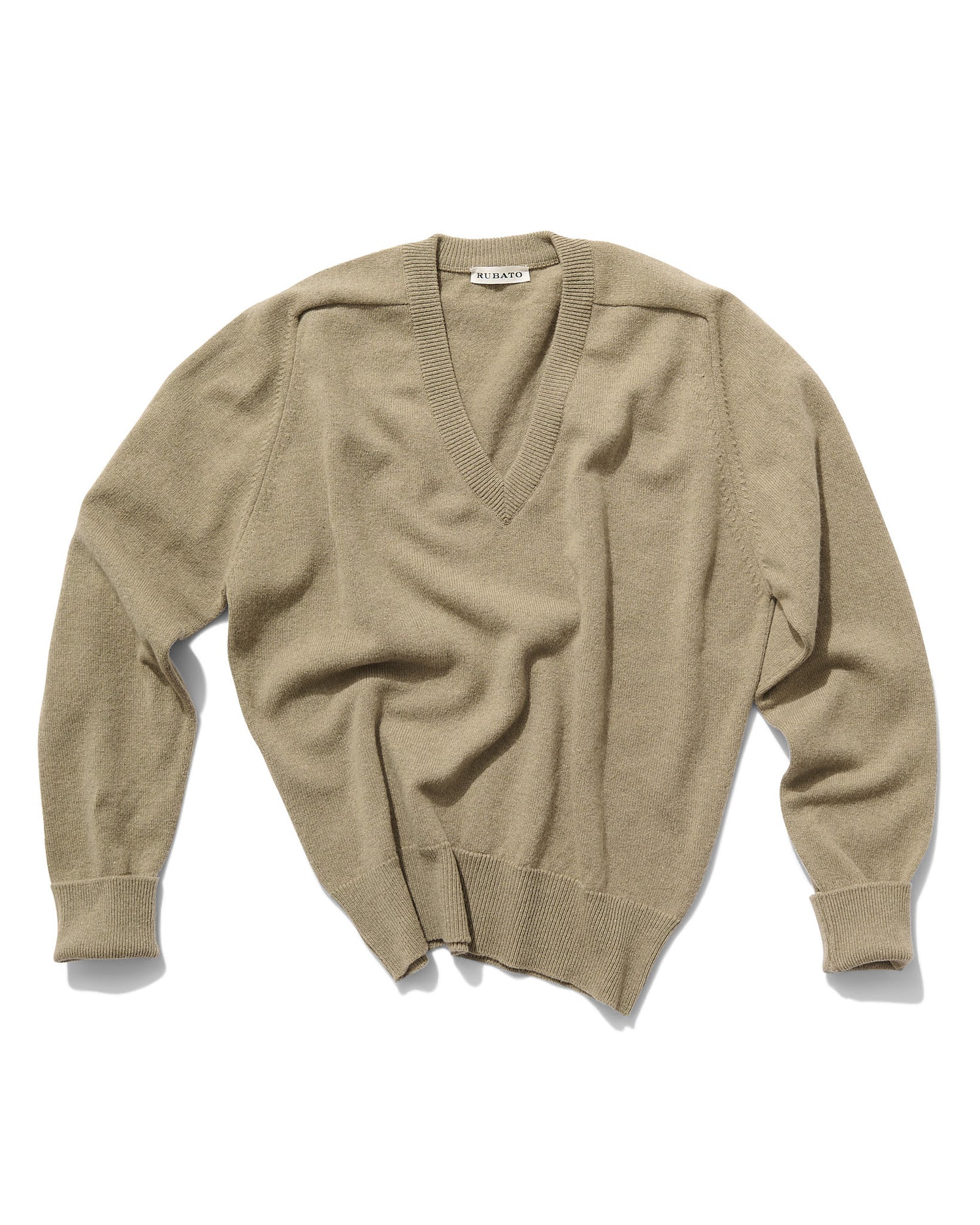 Standard V-Neck in Gravel