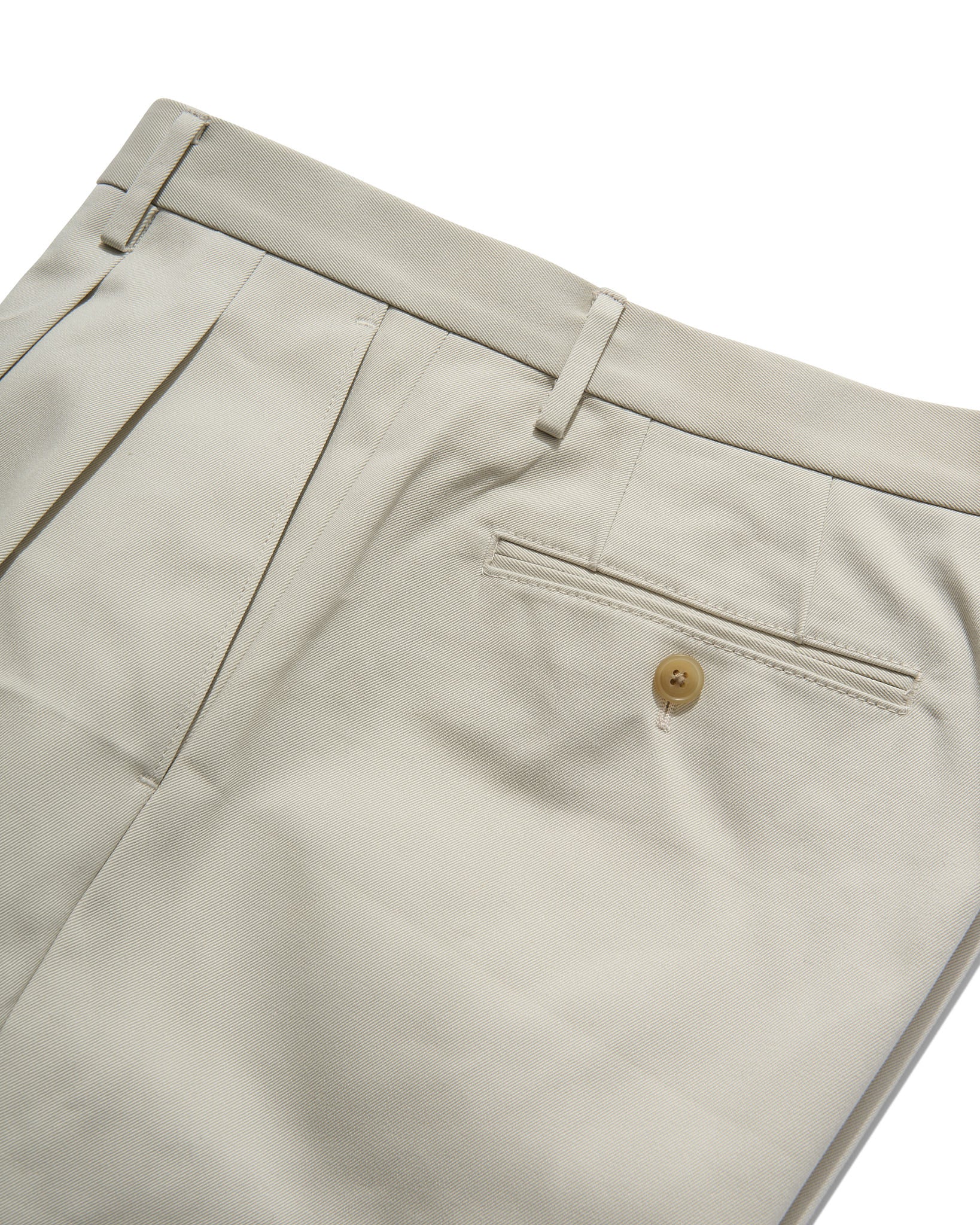 Country Club Shorts in Ivory