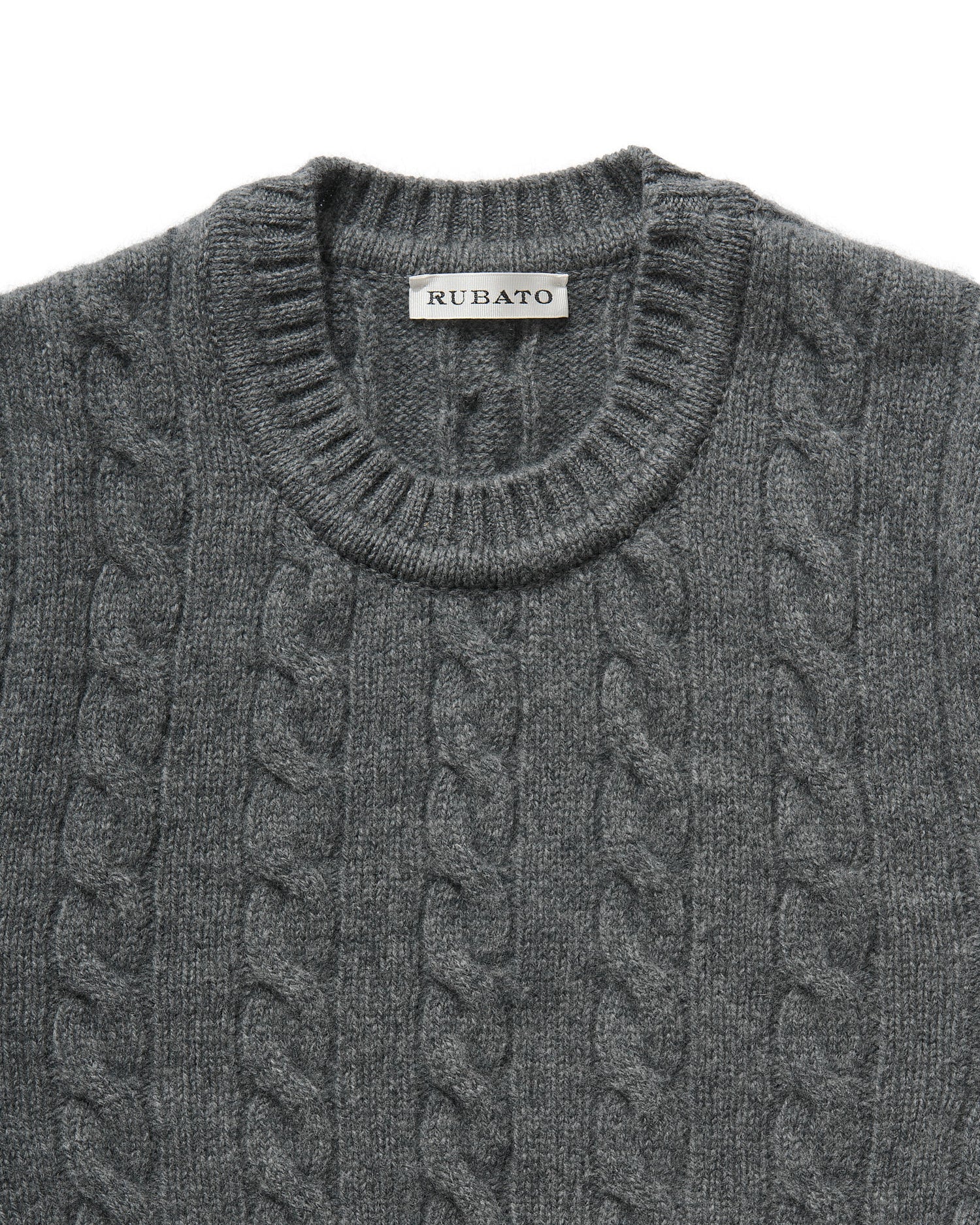 Geelongora Cable Knit in Grey