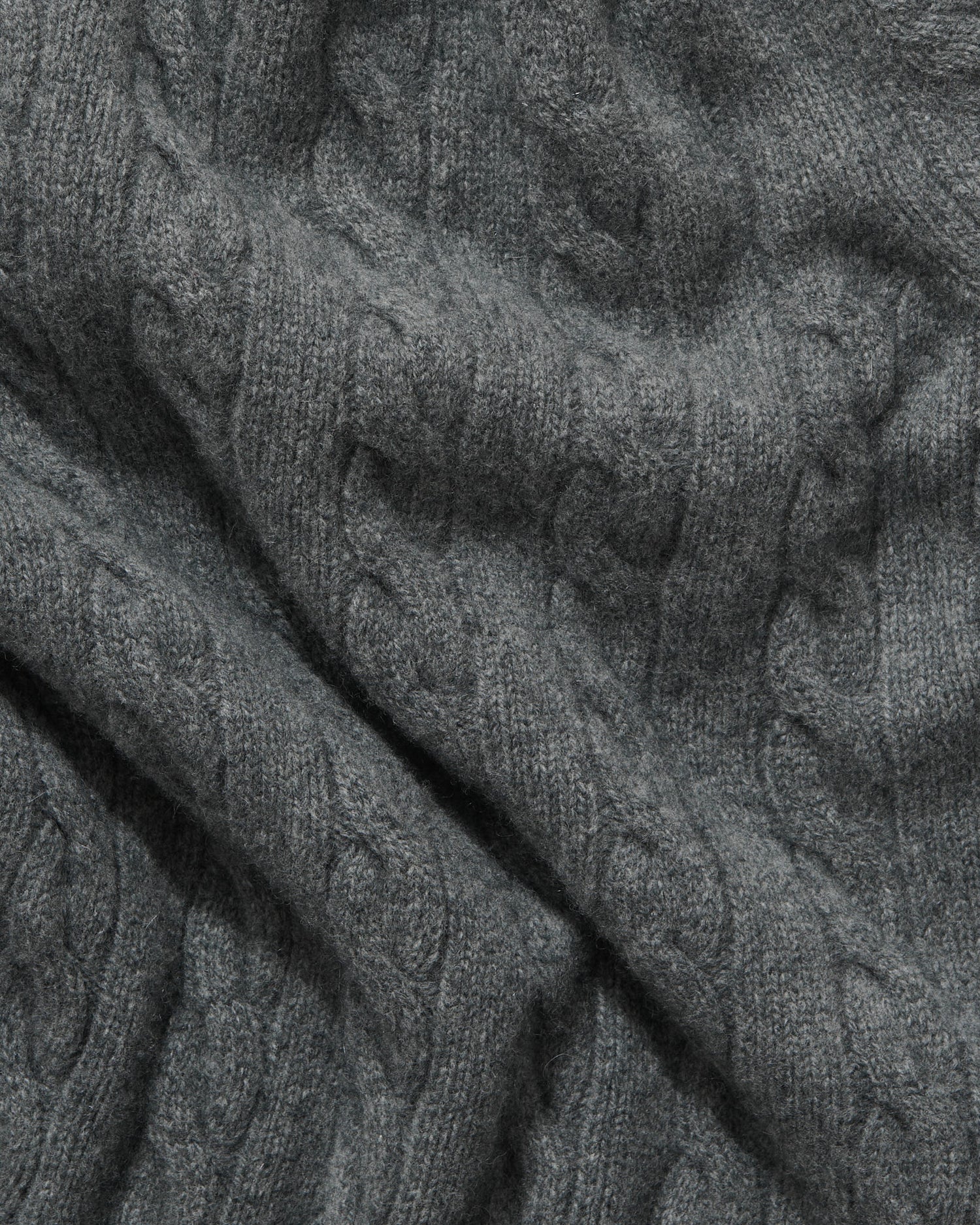 Geelongora Cable Knit in Grey