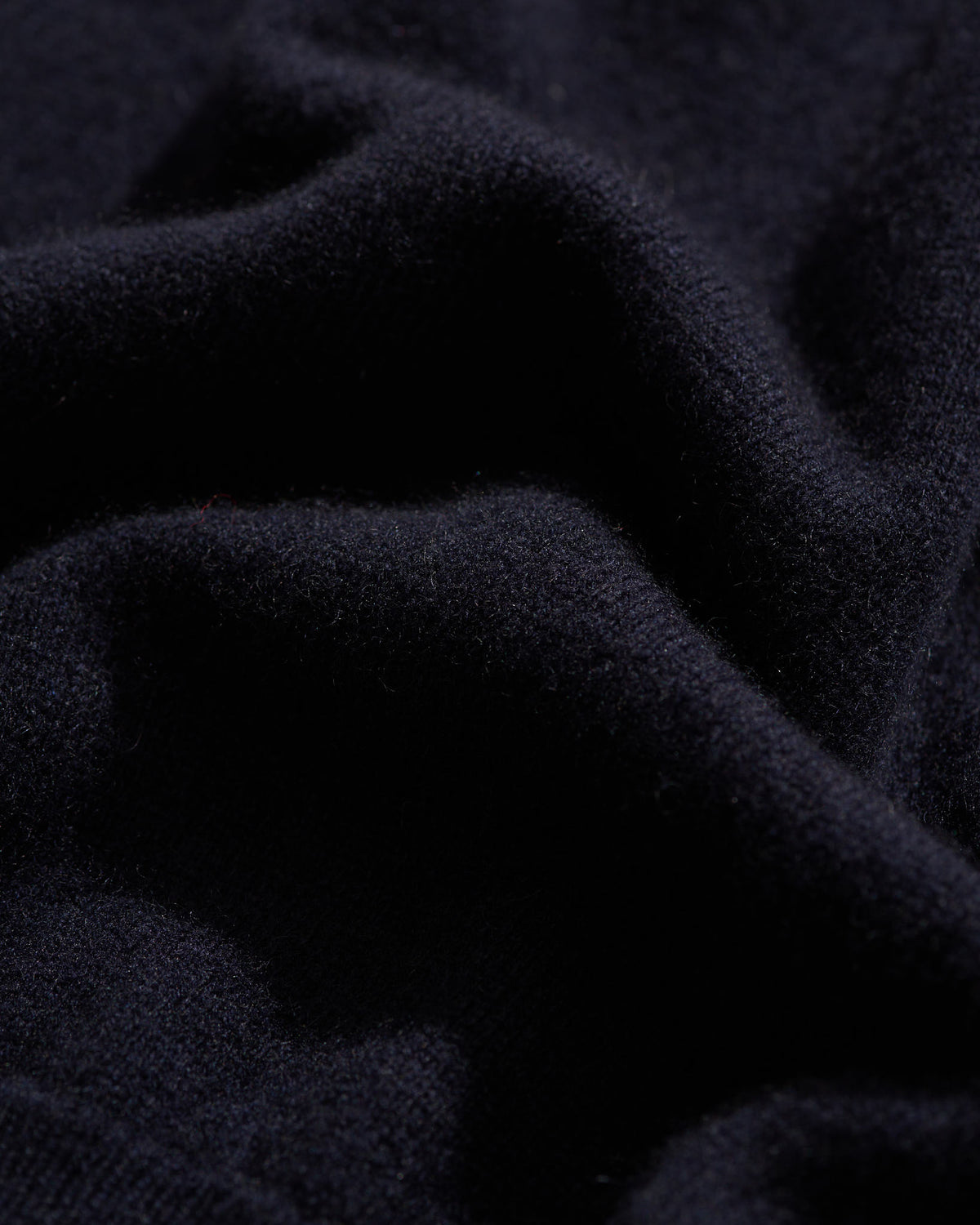Cashmere Crew Neck in Dark Navy