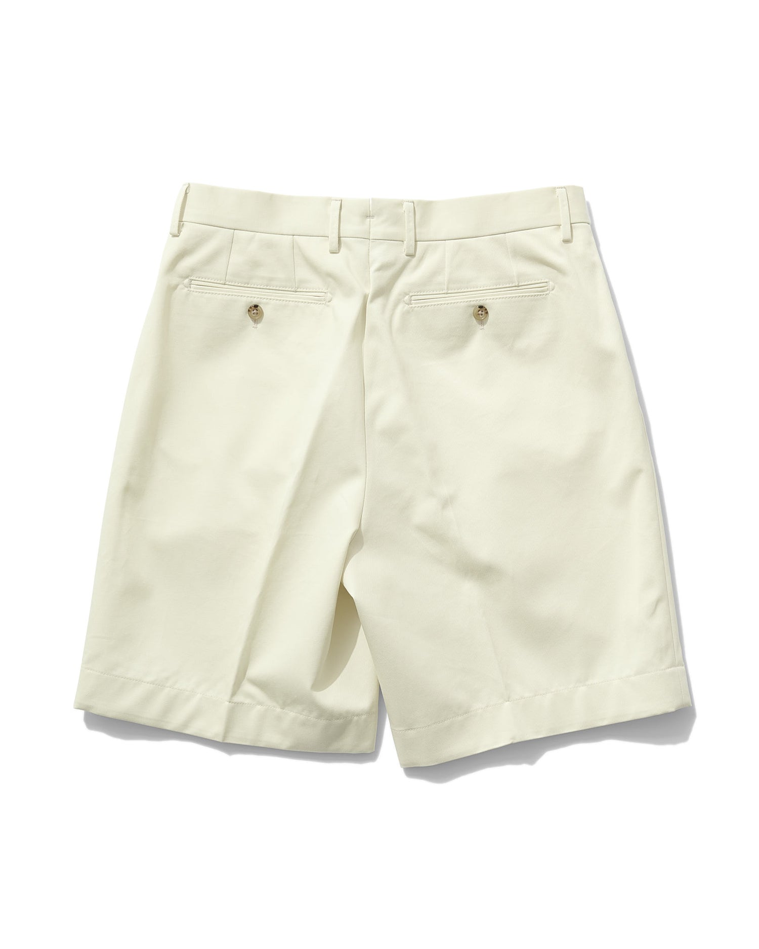 Wellfleet Shorts in Cream