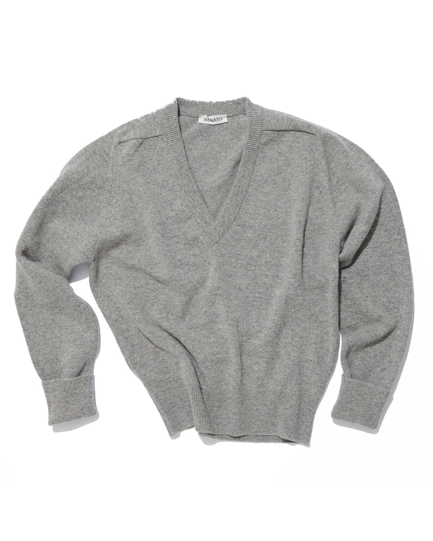 Standard V-neck in Stone