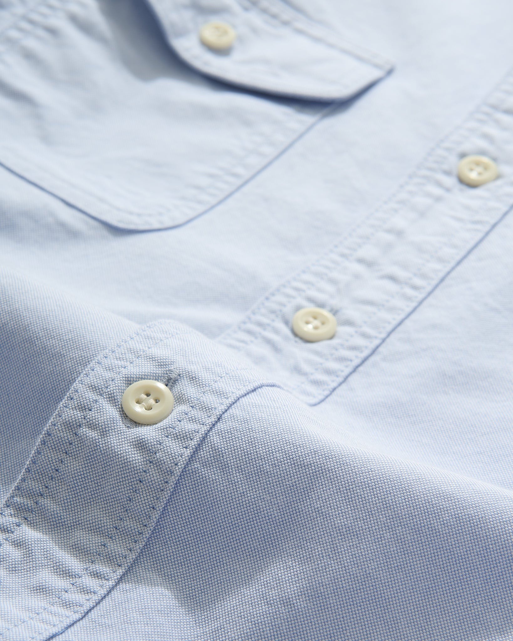 "R" Shirt in New Haven Blue Oxford