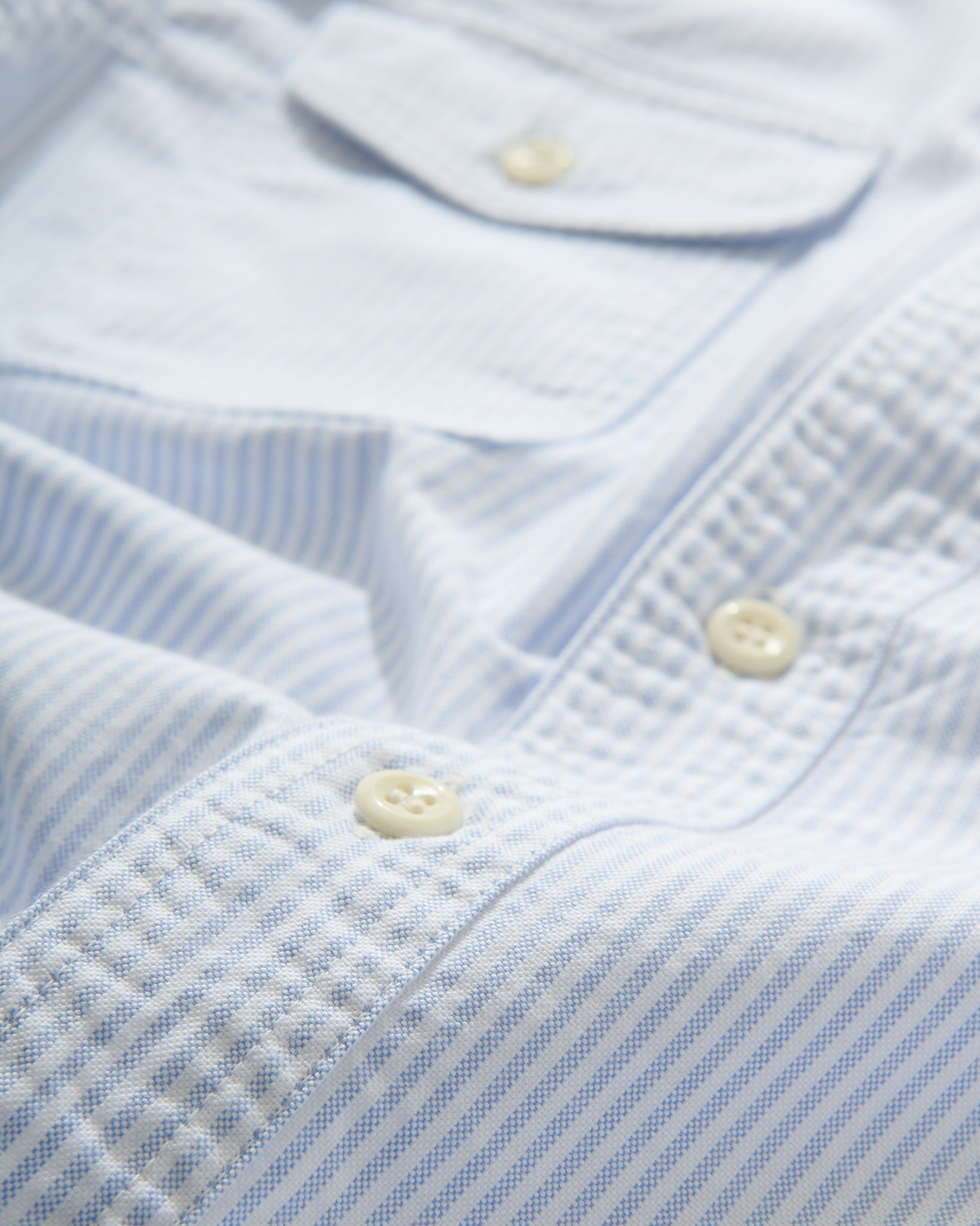 "R" Shirt in Classic Stripe Oxford
