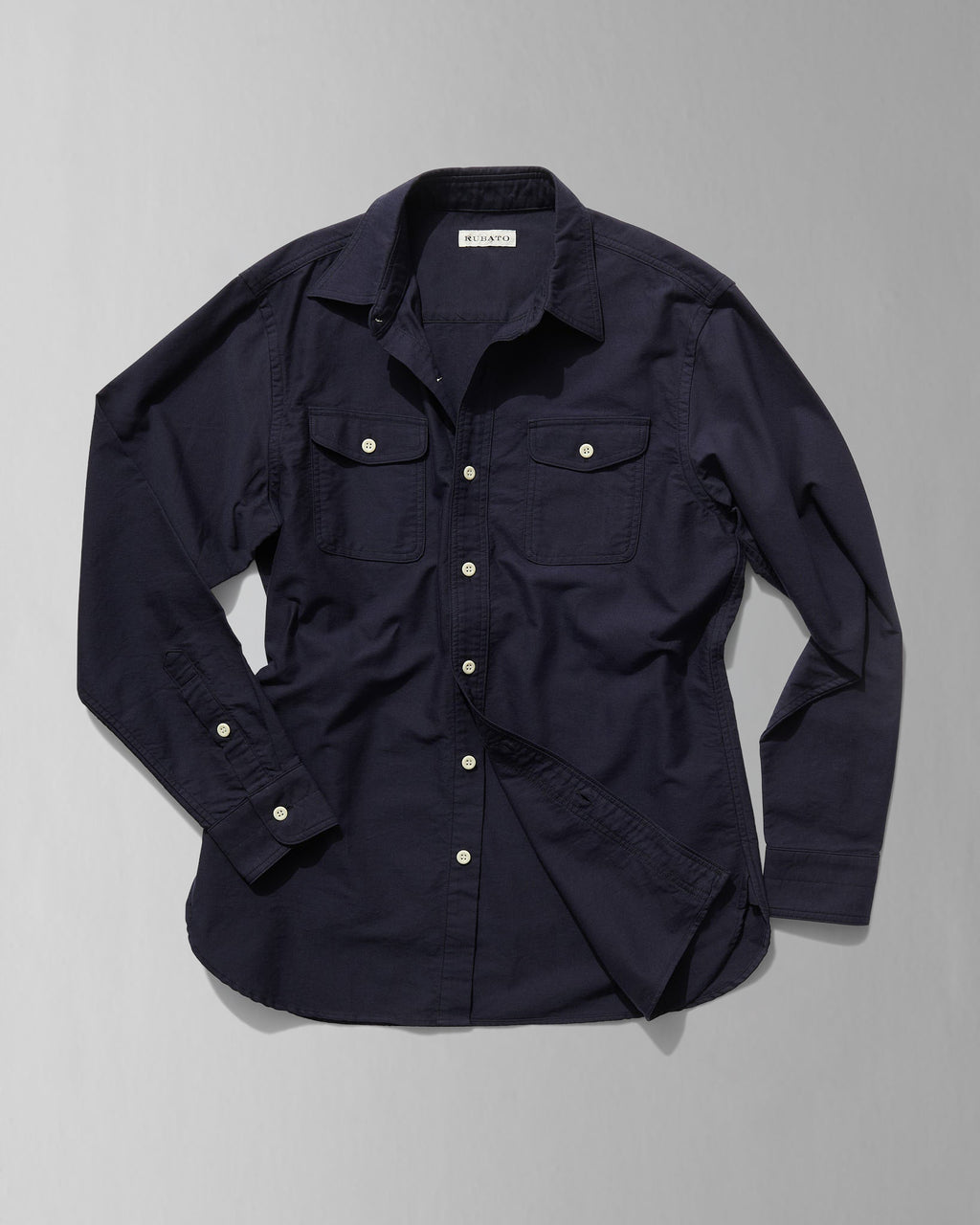 "R" Shirt in Navy