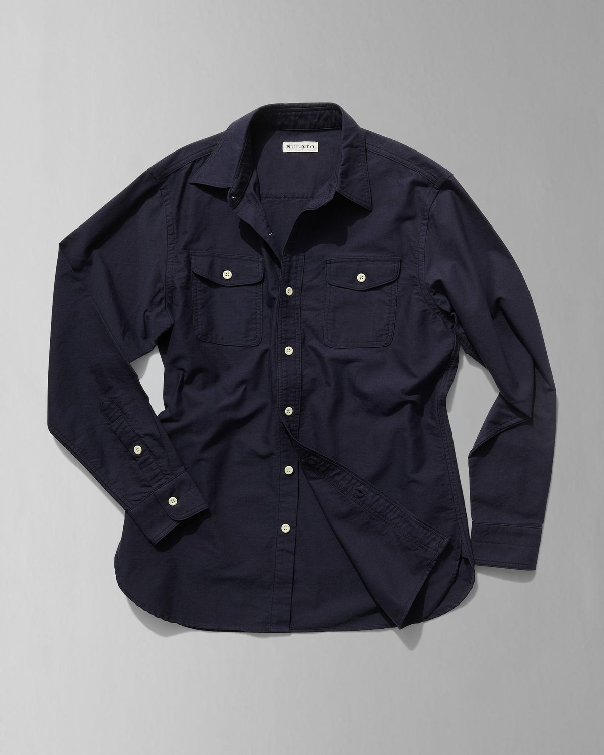 "R" Shirt in Navy