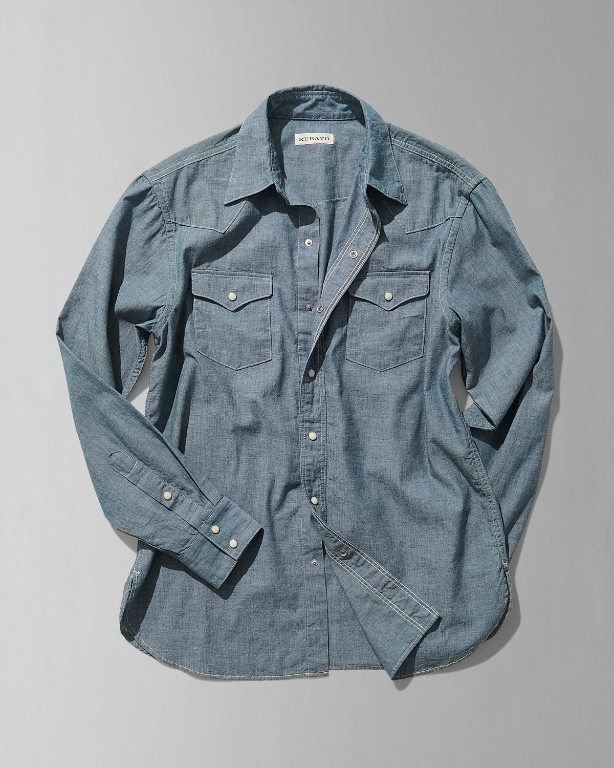 Roper Shirt in Light Blue Chambray