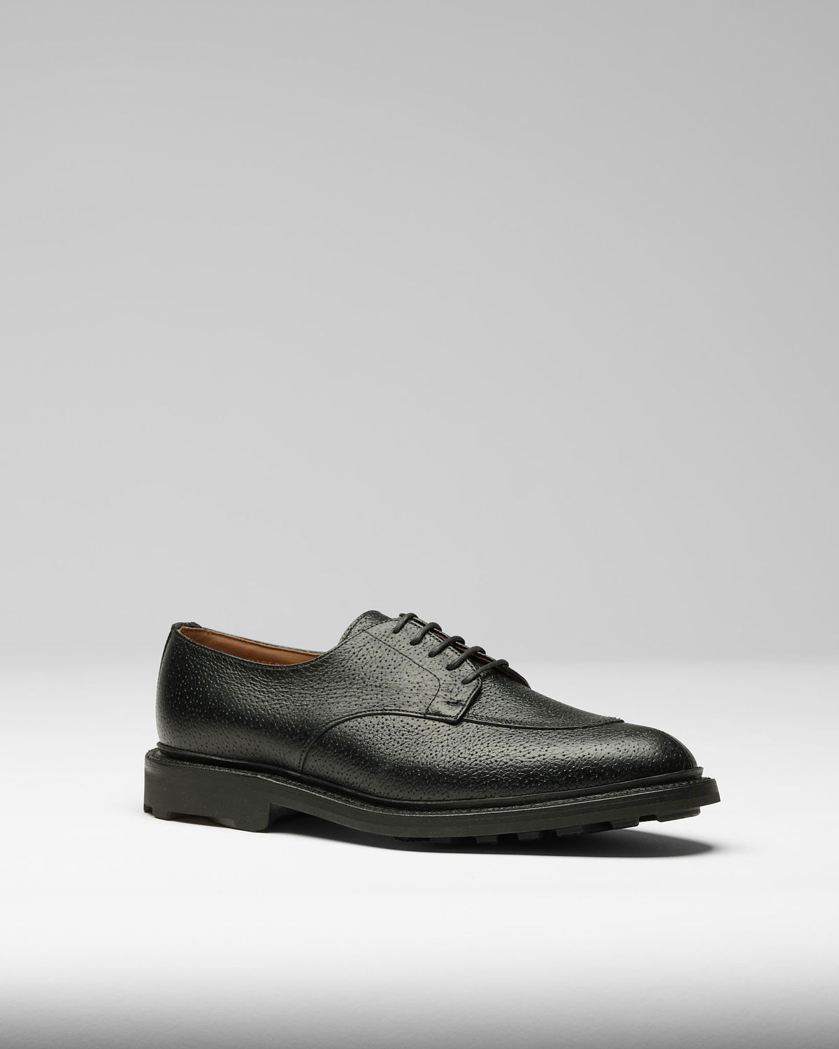 Navvy Cut in Black Pigskin