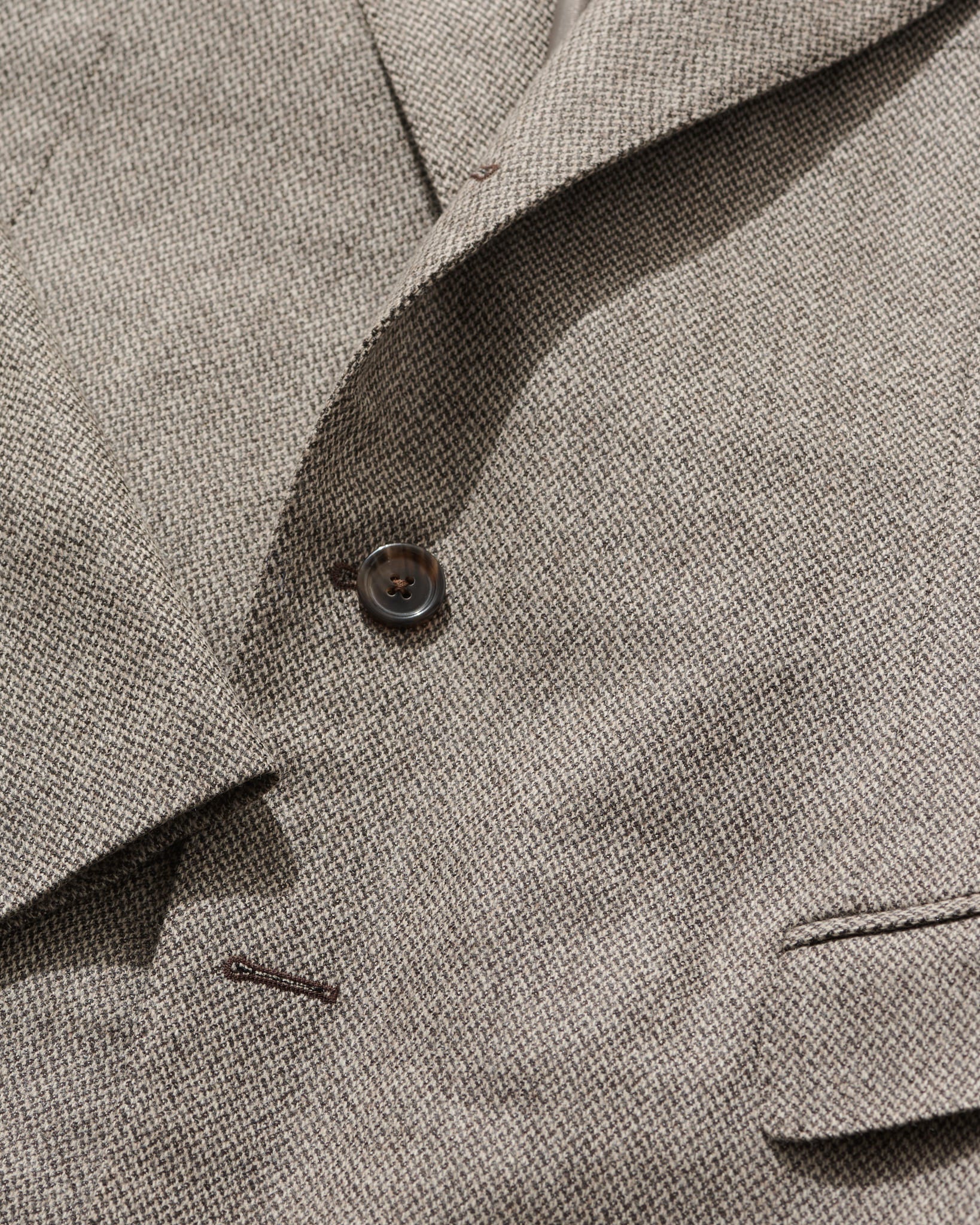 Single Breasted Jacket in Beige Micro Herringbone