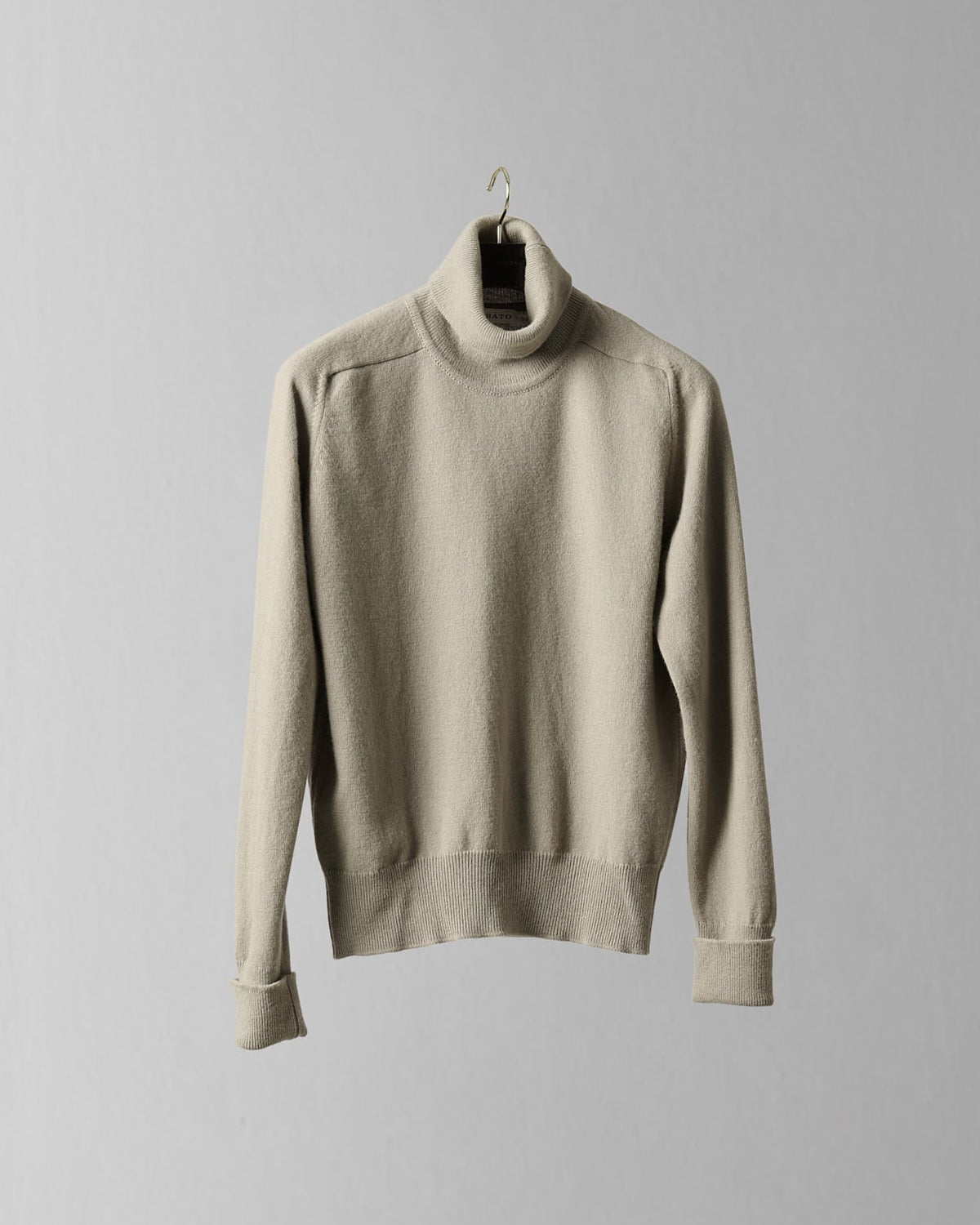 Cashmere Turtleneck in Clay