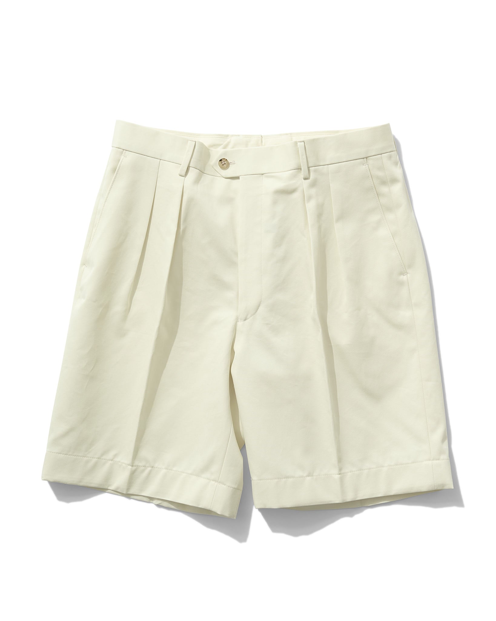 Wellfleet Shorts in Cream