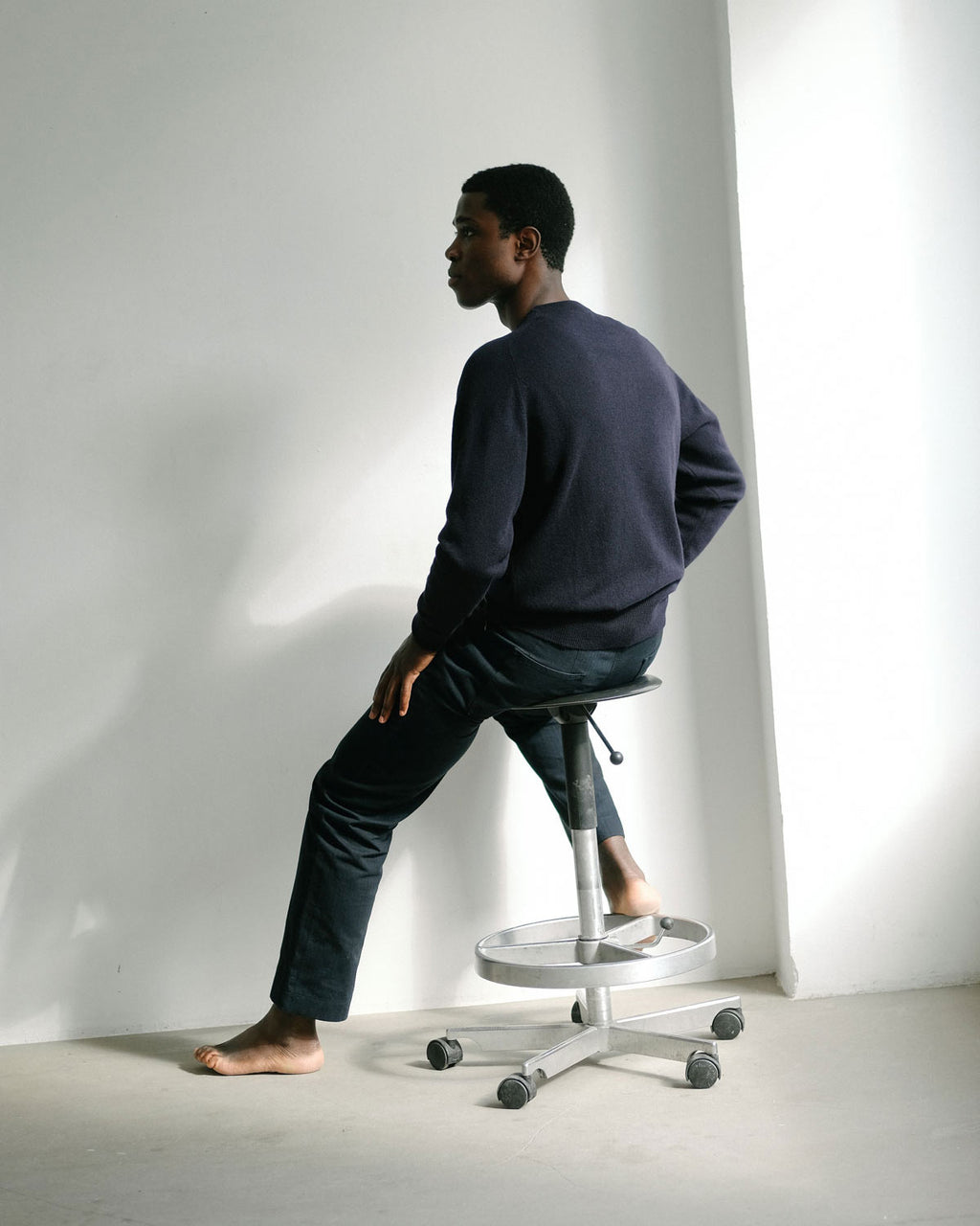Standard Crew Neck in Navy
