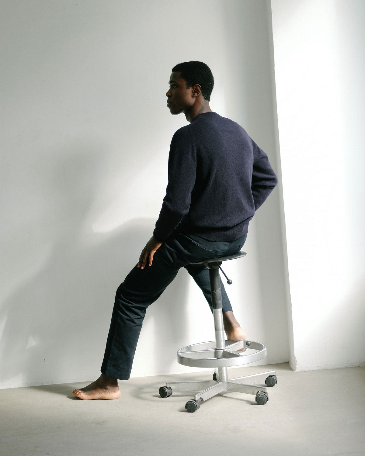 Standard Crew Neck in Navy